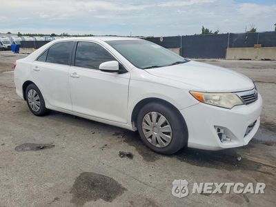 Czwarte zdjęcie samochodu z boku: 2013 TOYOTA CAMRY L VIN:4T1BF1FK0DU667747 - miniatura