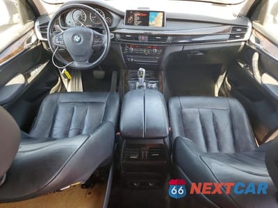 Zdjęcie 8 z 13 samochodu: 2014 BMW X5 SDRIVE35I VIN:5UXKR2C57E0H33933 - miniatura