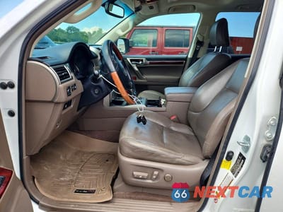 Zdjęcie 7 z 13 samochodu: 2013 LEXUS GX 460 VIN:JTJBM7FXXD5052610 - miniatura