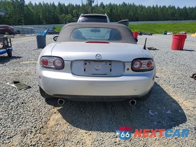 Zdjęcie 6 z 12 samochodu: 2006 MAZDA MX-5 MIATA VIN:JM1NC25F560121346 - miniatura