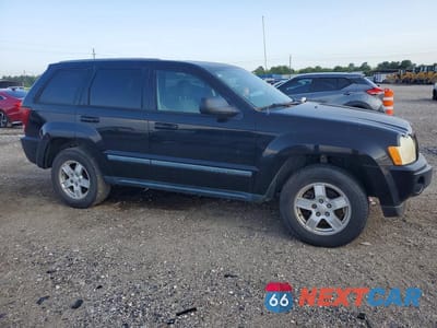 Czwarte zdjęcie samochodu z boku: 2007 JEEP GRAND CHEROKEE LAREDO/COLUMBIA/FREEDOM VIN:1J8GS48K97C689656 - miniatura