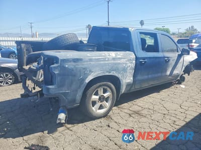 Trzecie zdjęcie samochodu z tyłu: 2024 CHEVROLET SILVERADO C1500 CUSTOM VIN:1GCPABEK2RZ245019 - miniatura