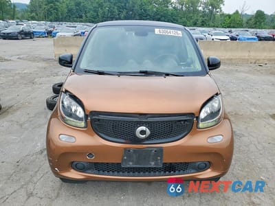 Zdjęcie 6 z 13 samochodu: 2016 SMART FORTWO VIN:WMEFJ5DA1GK052308 - miniatura