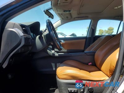 Zdjęcie 7 z 12 samochodu: 2011 LEXUS CT 200 VIN:JTHKD5BHXB2028973 - miniatura
