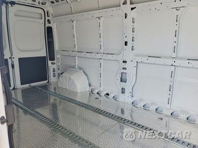 Zdjęcie 11 z 13 samochodu: 2025 RAM PROMASTER 3500 DELIVERY VAN VIN:3C6MRVHG3SE548758 - miniatura