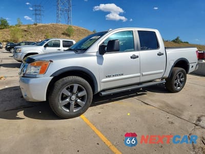 2015 NISSAN TITAN SV 1N6AA0EC4FN504127 - główne zdjęcie licytacji z USA - miniatura