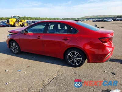 Drugie zdjęcie samochodu z przodu: 2023 KIA FORTE LXS VIN:3KPF24AD7PE664892 - miniatura