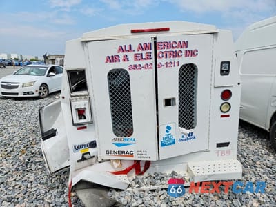 Zdjęcie 6 z 12 samochodu: 2017 FORD ECONOLINE E350 SUPER DUTY CUTAWAY VAN VIN:1FDWE3F68HDC39045 - miniatura