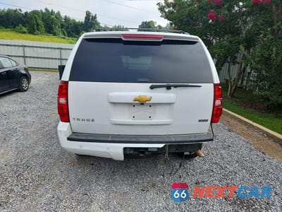 Zdjęcie 6 z 13 samochodu: 2012 CHEVROLET TAHOE K1500 LT VIN:1GNSKBE09CR160568 - miniatura
