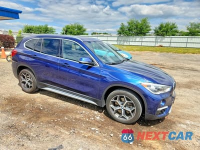 Czwarte zdjęcie samochodu z boku: 2018 BMW X1 SDRIVE28I VIN:WBXHU7C39J3F04607 - miniatura