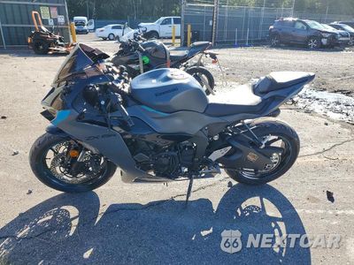 Trzecie zdjęcie samochodu z tyłu: 2025 KAWASAKI ZX636 K VIN:JKBZXJJ14SA022294 - miniatura