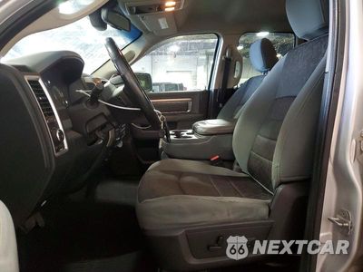 Zdjęcie 7 z 12 samochodu: 2013 RAM 1500 SLT VIN:1C6RR7GT2DS559878 - miniatura