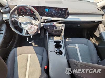 Zdjęcie 8 z 13 samochodu: 2025 HYUNDAI SONATA HYBRID SEL VIN:KMHL34JJ7SA133379 - miniatura