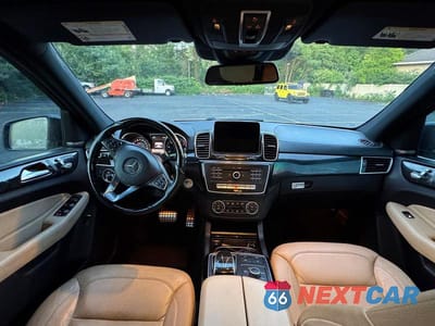 Zdjęcie 10 z 14 samochodu: 2018 MERCEDES-BENZ GLE 43 AMG VIN:4JGDA6EBXJB015814 - miniatura