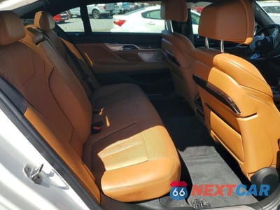 Zdjęcie 10 z 13 samochodu: 2018 BMW 750 I VIN:WBA7F0C50JGM23932 - miniatura