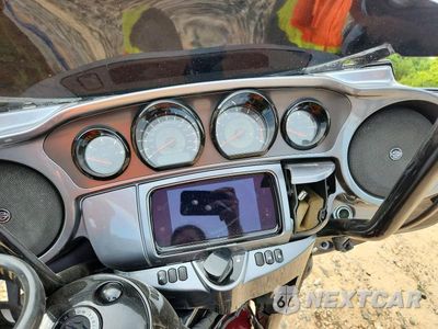 Zdjęcie 7 z 8 samochodu: 2019 HARLEY-DAVIDSON FLHTKSE VIN:1HD1TEH15KB950799 - miniatura