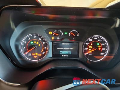 Zdjęcie 9 z 12 samochodu: 2018 CHEVROLET CAMARO LT VIN:1G1FB1RX1J0156133 - miniatura