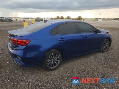 Trzecie zdjęcie samochodu z tyłu: 2024 KIA FORTE GT LINE VIN:3KPF54AD2RE780818 - miniatura