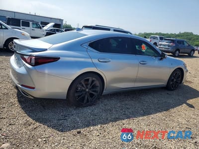 Trzecie zdjęcie samochodu z tyłu: 2023 LEXUS ES 350 F SPORT HANDLING VIN:58AJZ1B10PU154835 - miniatura