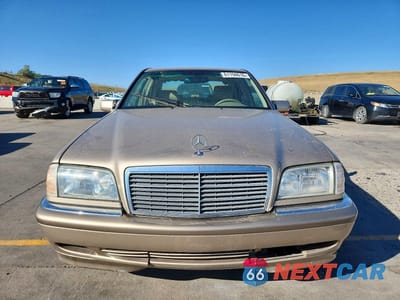Piąte zdjęcie samochodu w środku: 2000 MERCEDES-BENZ C 230 VIN:WDBHA24G0YA834468 - miniatura