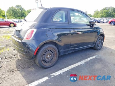 Trzecie zdjęcie samochodu z tyłu: 2012 FIAT 500 POP VIN:3C3CFFAR2CT280415 - miniatura