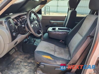 Zdjęcie 7 z 12 samochodu: 2007 CHEVROLET SILVERADO K2500 HEAVY DUTY VIN:1GCHK29K67E505745 - miniatura