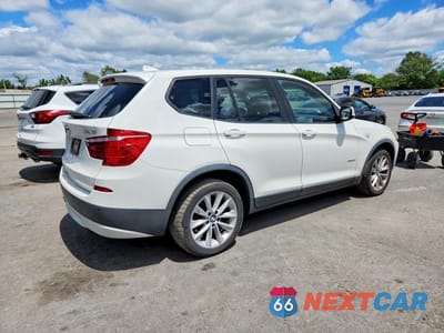 Trzecie zdjęcie samochodu z tyłu: 2013 BMW X3 XDRIVE28I VIN:5UXWX9C50D0A27109 - miniatura