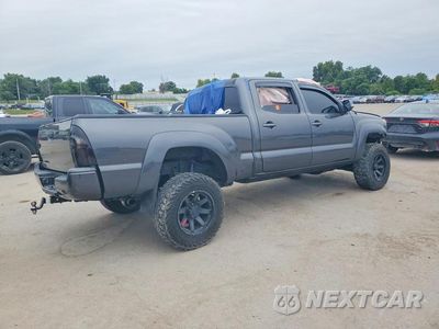 Trzecie zdjęcie samochodu z tyłu: 2015 TOYOTA TACOMA DOUBLE CAB LONG BED VIN:3TMMU4FN8FM074255 - miniatura