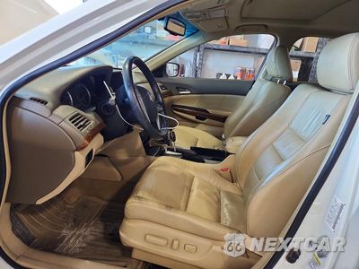 Zdjęcie 7 z 13 samochodu: 2008 HONDA ACCORD EXL VIN:1HGCP36858A024101 - miniatura