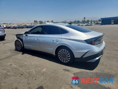 Drugie zdjęcie samochodu z przodu: 2025 HYUNDAI SONATA HYBRID SEL VIN:KMHL34JJ8SA115196 - miniatura