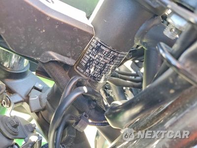 Zdjęcie 8 z 8 samochodu: 2023 KAWASAKI EX650 R VIN:ML5EXER14PDA94359 - miniatura