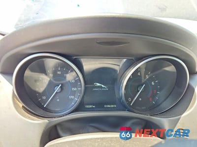Zdjęcie 9 z 13 samochodu: 2017 JAGUAR XE PRESTIGE VIN:SAJAE4BG7HA968787 - miniatura