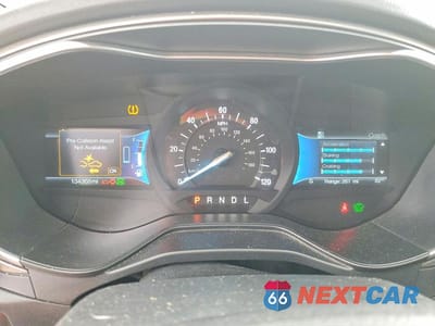 Zdjęcie 9 z 12 samochodu: 2019 FORD FUSION SEL VIN:3FA6P0MU6KR141019 - miniatura