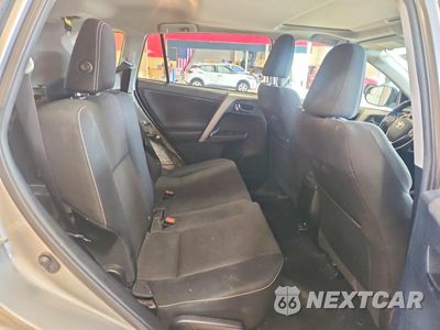 Zdjęcie 11 z 13 samochodu: 2016 TOYOTA RAV4 XLE VIN:2T3RFREV5GW479018 - miniatura