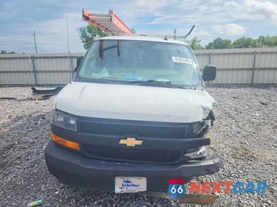 Piąte zdjęcie samochodu w środku: 2021 CHEVROLET EXPRESS G2500 DELIVERY VAN VIN:1GCWGAFP4M1305680 - miniatura