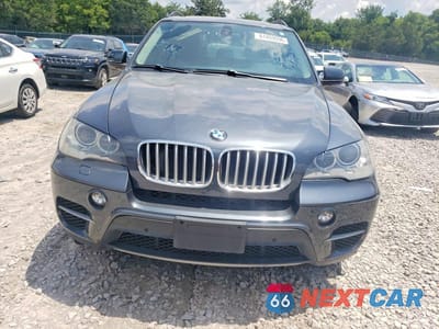 Piąte zdjęcie samochodu w środku: 2013 BMW X5 XDRIVE50I VIN:5UXZV8C50D0C14511 - miniatura