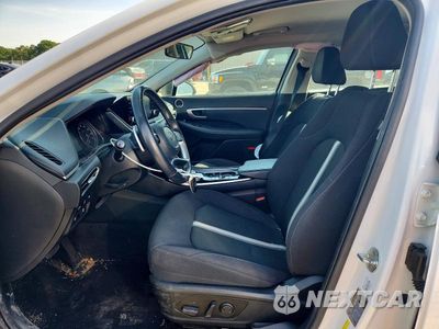 Zdjęcie 7 z 12 samochodu: 2022 HYUNDAI SONATA HYBRID SEL VIN:KMHL34JJ6NA043841 - miniatura