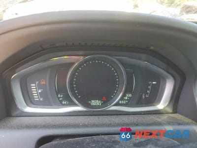 Zdjęcie 9 z 13 samochodu: 2015 VOLVO XC60 T5 PREMIER VIN:YV440MDK0F2738203 - miniatura