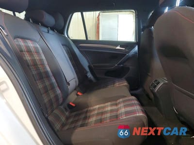 Zdjęcie 10 z 13 samochodu: 2019 VOLKSWAGEN GTI S VIN:3VW6T7AU9KM001396 - miniatura