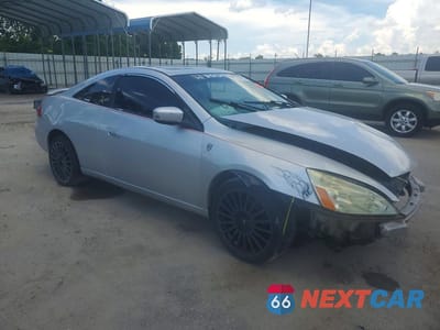 Czwarte zdjęcie samochodu z boku: 2004 HONDA ACCORD EX VIN:1HGCM72594A015309 - miniatura