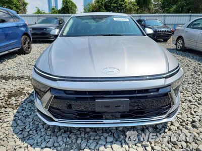 Piąte zdjęcie samochodu w środku: 2025 HYUNDAI SONATA HYBRID SEL VIN:KMHL34JJ7SA133379 - miniatura