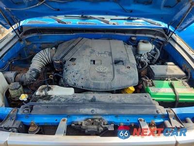 Zdjęcie 12 z 13 samochodu: 2007 TOYOTA FJ CRUISER BASE VIN:JTEBU11F070002486 - miniatura