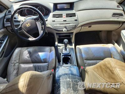 Zdjęcie 8 z 12 samochodu: 2008 HONDA ACCORD EXL VIN:1HGCP26888A155226 - miniatura