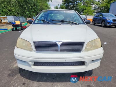 Piąte zdjęcie samochodu w środku: 2002 MITSUBISHI LANCER ES VIN:JA3AJ26E12U020400 - miniatura