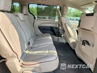 Zdjęcie 11 z 13 samochodu: 2018 CHRYSLER PACIFICA LIMITED VIN:2C4RC1GG5JR312409 - miniatura