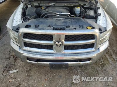 Zdjęcie 12 z 13 samochodu: 2018 RAM 2500 ST VIN:3C6UR5HJ1JG358410 - miniatura