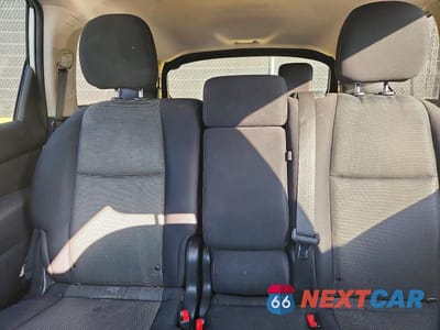 Zdjęcie 10 z 13 samochodu: 2017 NISSAN PATHFINDER SV VIN:5N1DR2MN6HC902957 - miniatura