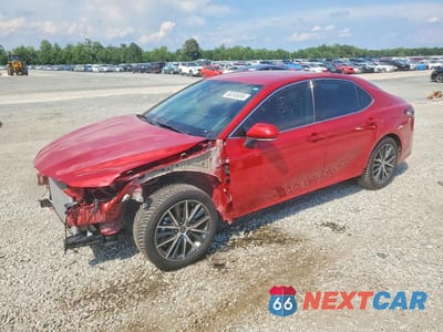 2023 TOYOTA CAMRY XLE 4T1F31AK1PU047057 - główne zdjęcie licytacji z USA - miniatura