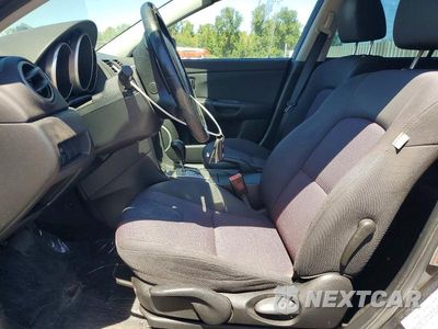 Zdjęcie 7 z 13 samochodu: 2005 MAZDA 3 S VIN:JM1BK323X51277431 - miniatura