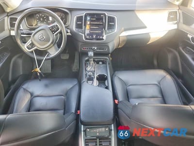 Zdjęcie 8 z 13 samochodu: 2022 VOLVO XC90 T5 MOMENTUM VIN:YV4102PK5N1849319 - miniatura